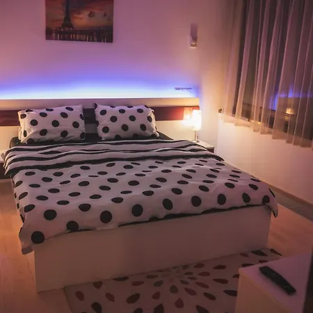 With A View Residence - Luxury Apartament - Panoramic View Over The City Braşov Exterior foto