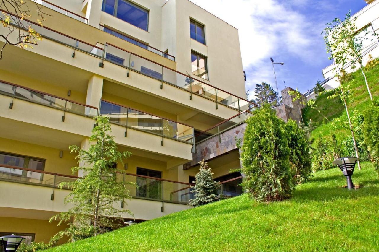 With A View - Luxury - Panoramic View Over The Apartment Brasov