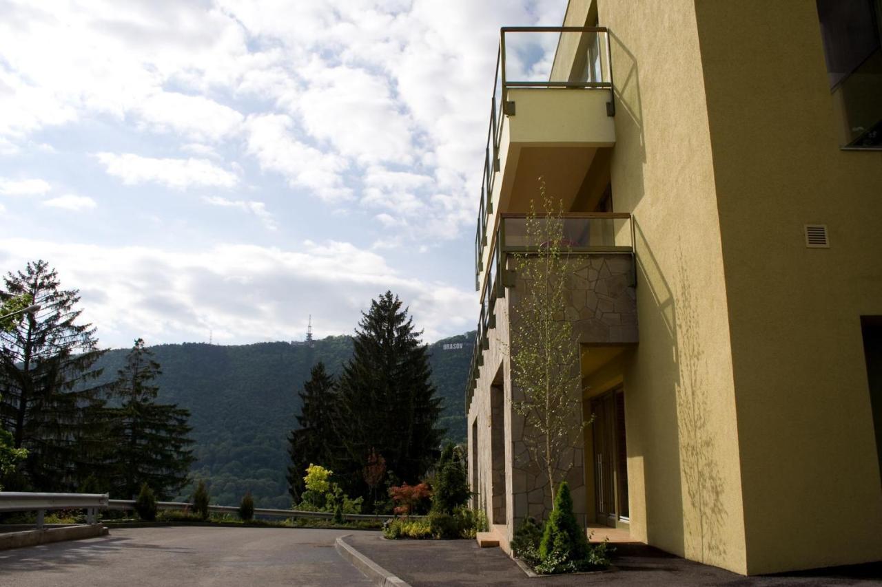 Apartment With A View - Luxury - Panoramic View Over The Brasov