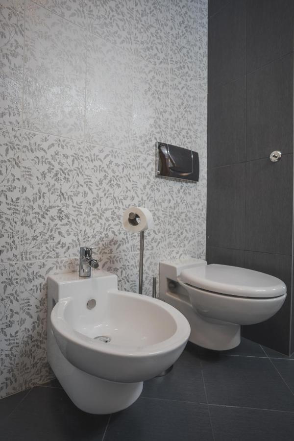 With A View - Luxury - Panoramic View Over The Apartment Brasov