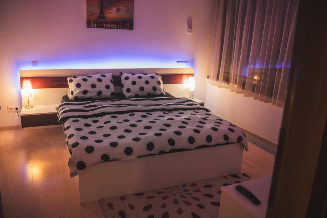 Apartment With A View - Luxury - Panoramic View Over The Brasov